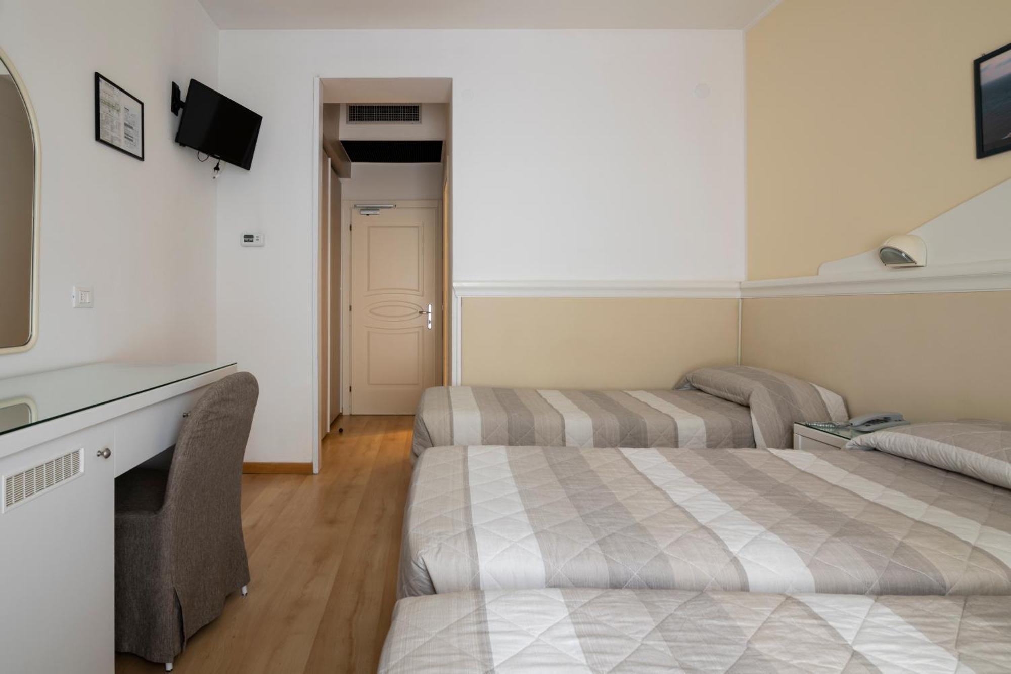 Hotel Miami Τζεσόλο Λίντο Εξωτερικό φωτογραφία