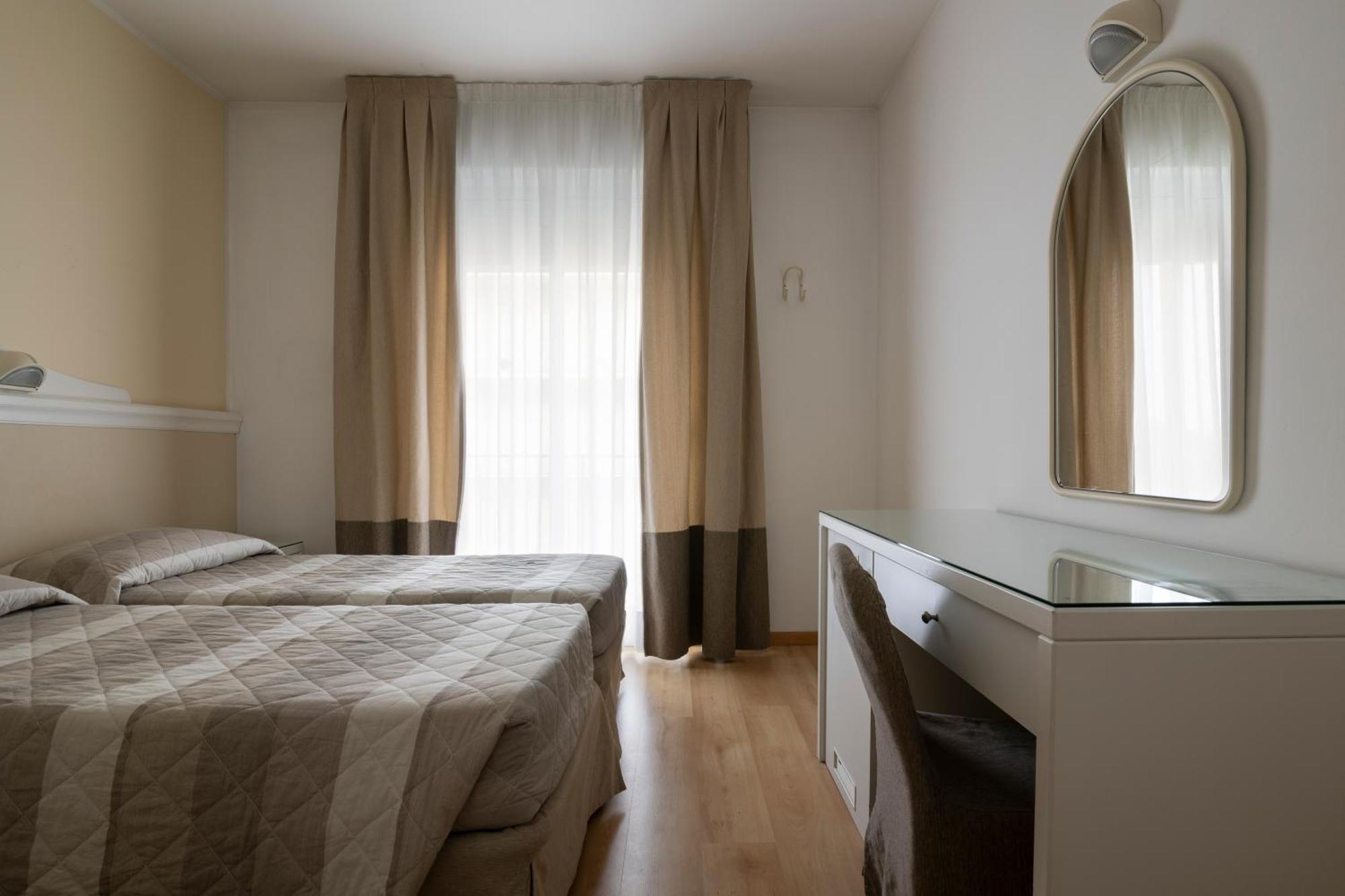 Hotel Miami Τζεσόλο Λίντο Εξωτερικό φωτογραφία