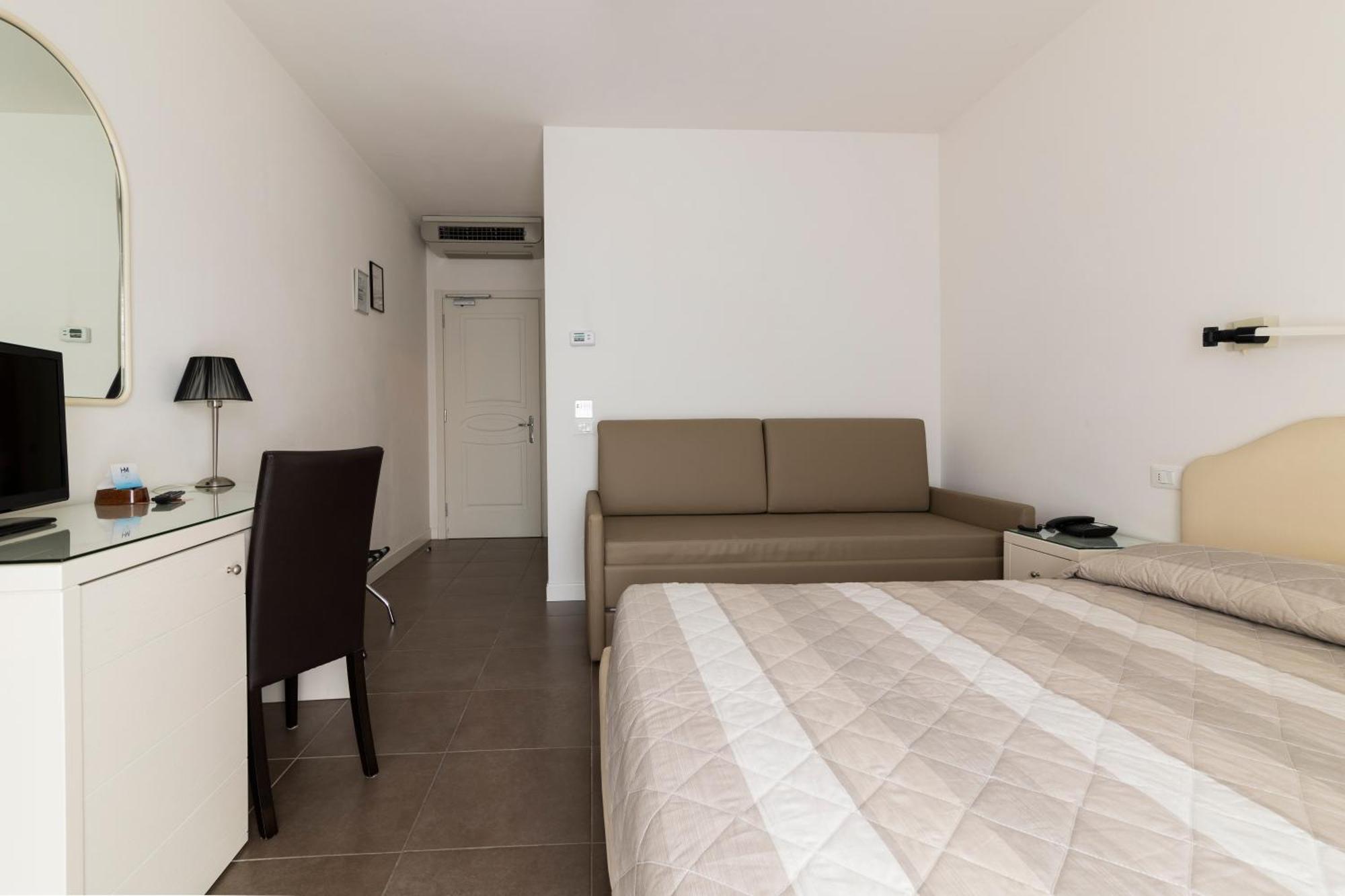 Hotel Miami Τζεσόλο Λίντο Εξωτερικό φωτογραφία