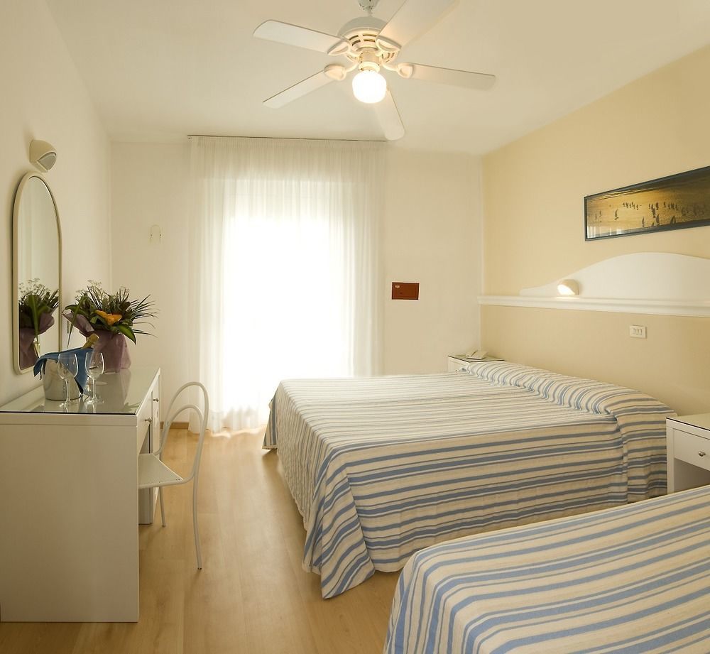 Hotel Miami Τζεσόλο Λίντο Εξωτερικό φωτογραφία